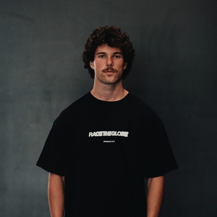 The Race The Globe long sleeve tee