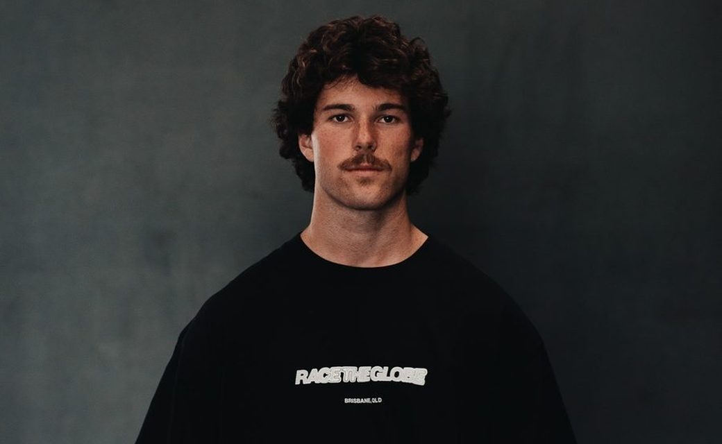 The Race The Globe long sleeve tee